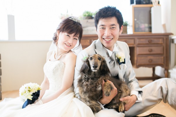ペットは大切な家族 ウェディングフォトもかわいい子とご一緒に 結婚写真 フォトウェディング
